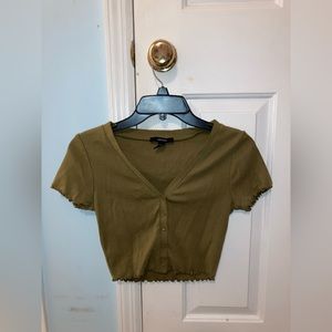 FOREVER 21 BUTTON UP CROP TOP